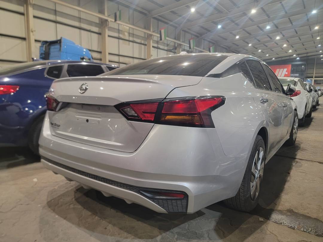 2019 NISSAN ALTIMA — 133359 Miles — Lot 237389 — Main - Marhaba Auctions Used Cars - Image 3