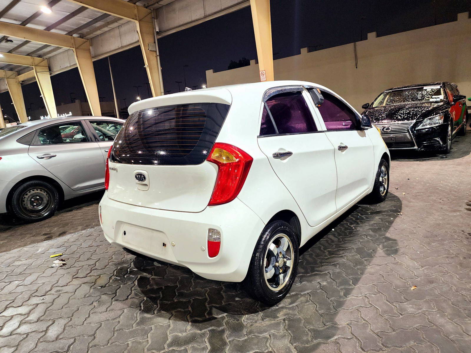 2012 KIA MORNING — 119303 KM — Lot 070441 — Ind. 12 - Marhaba Auctions Used Cars - Image 3