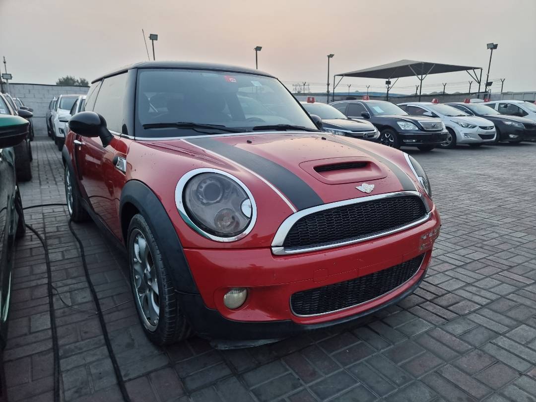 2011 MINI COOPER — 164686 KM — Lot 1204587 — Ind. 12 - Marhaba Auctions Used Cars - Image 3