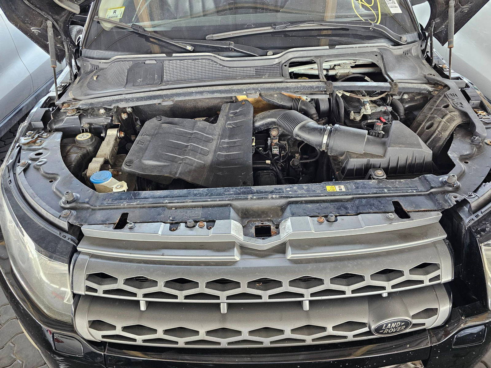 2013 LAND ROVER RANGE ROVER EVOQUE PURE — 129343 Miles — Lot 49036725 — Ind. 12 - Marhaba Auctions Used Cars - Image 11