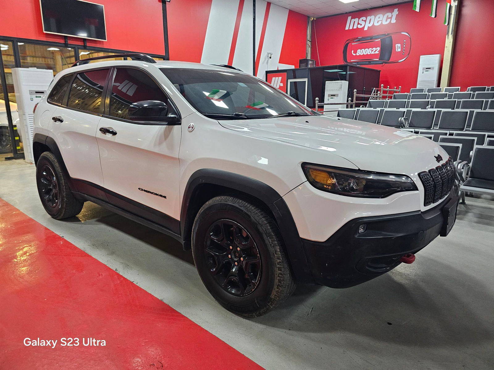 2019 JEEP CHEROKEE — 110338 Miles — Lot 6KD298269 — Main - Marhaba Auctions Used Cars - Image 5