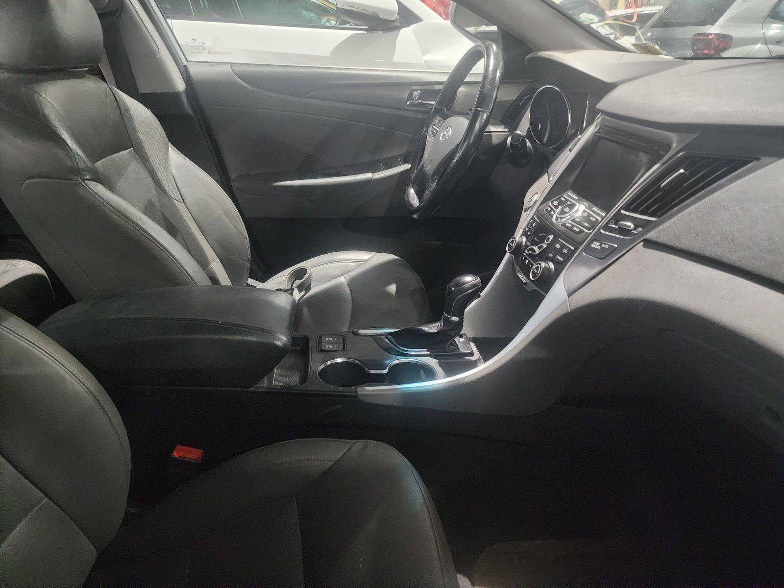 2013 HYUNDAI SONATA — 242138 Miles — Lot 61516463 - Marhaba Auctions Used Cars - Image 7