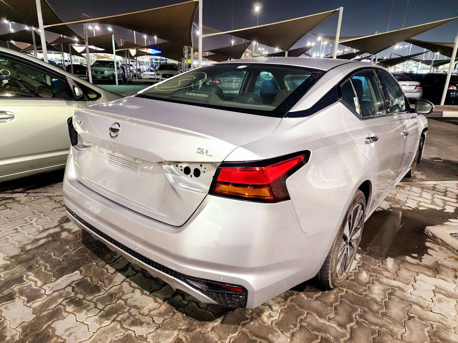 2019 NISSAN ALTIMA — 168922 Miles — Lot 6KC173217 — Souq - Marhaba Auctions Used Cars - Image 3