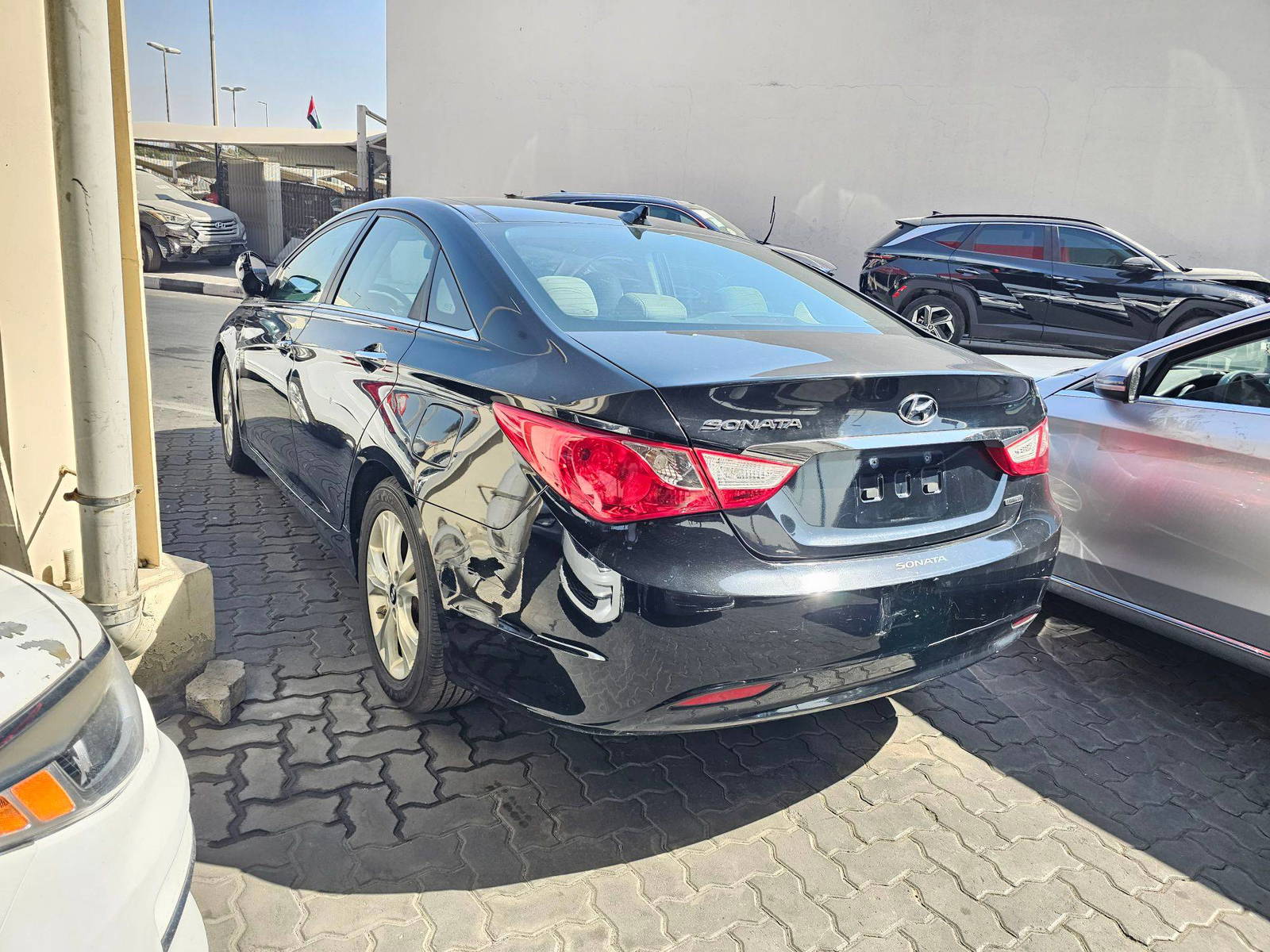 2012 HYUNDAI SONATA — 123666 Miles — Lot CH498997 — Souq - Marhaba Auctions Used Cars - Image 5
