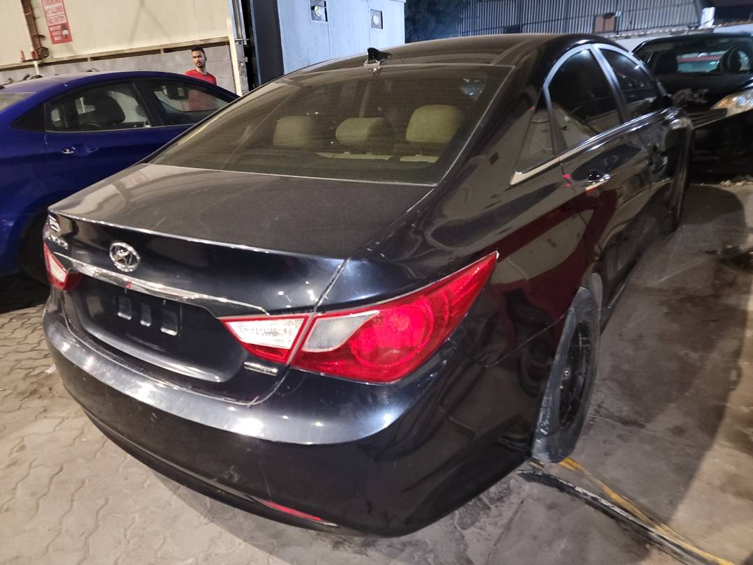 2013 HYUNDAI SONATA — 214557 Miles — Lot 65507623 - Marhaba Auctions Used Cars - Image 4