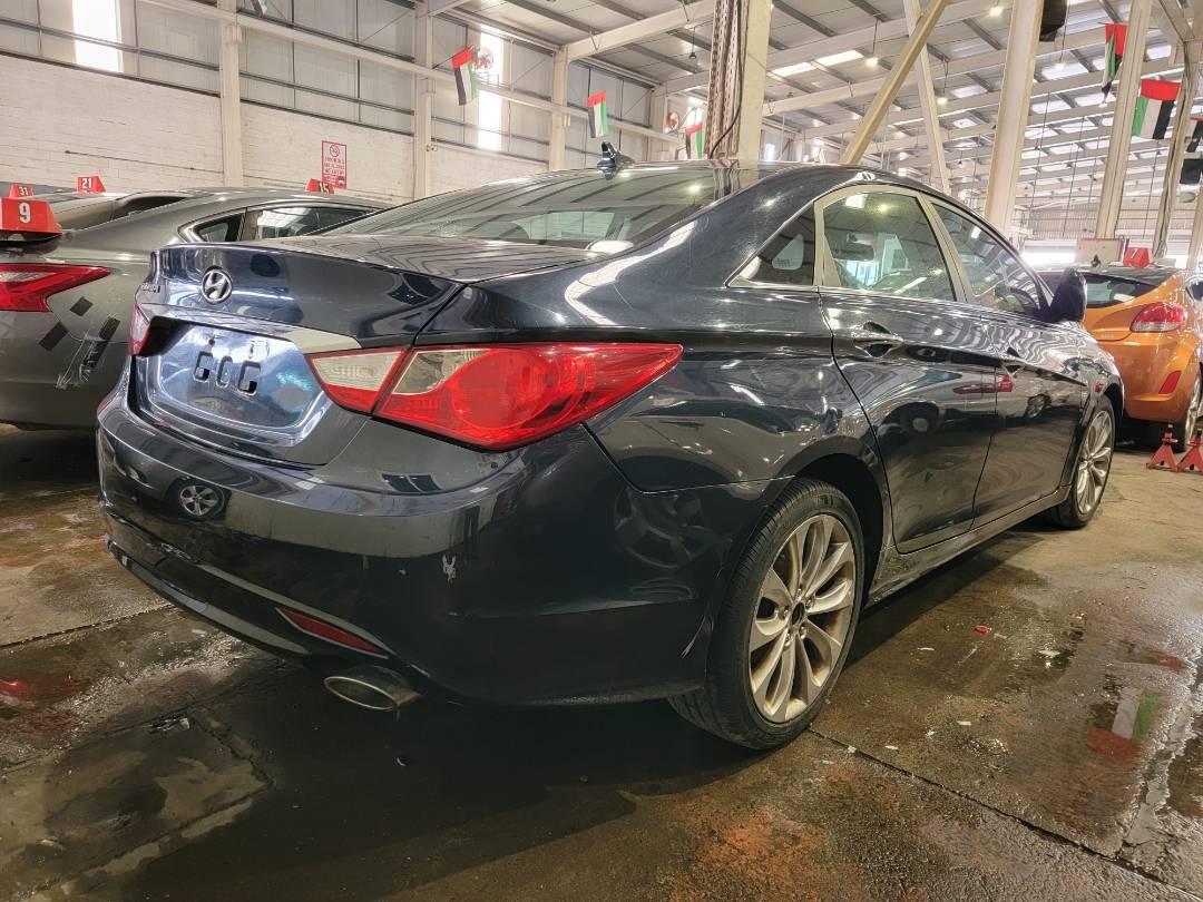 2011 HYUNDAI SONATA — 144148 Miles — Lot 43158 — Souq - Marhaba Auctions Used Cars - Image 3