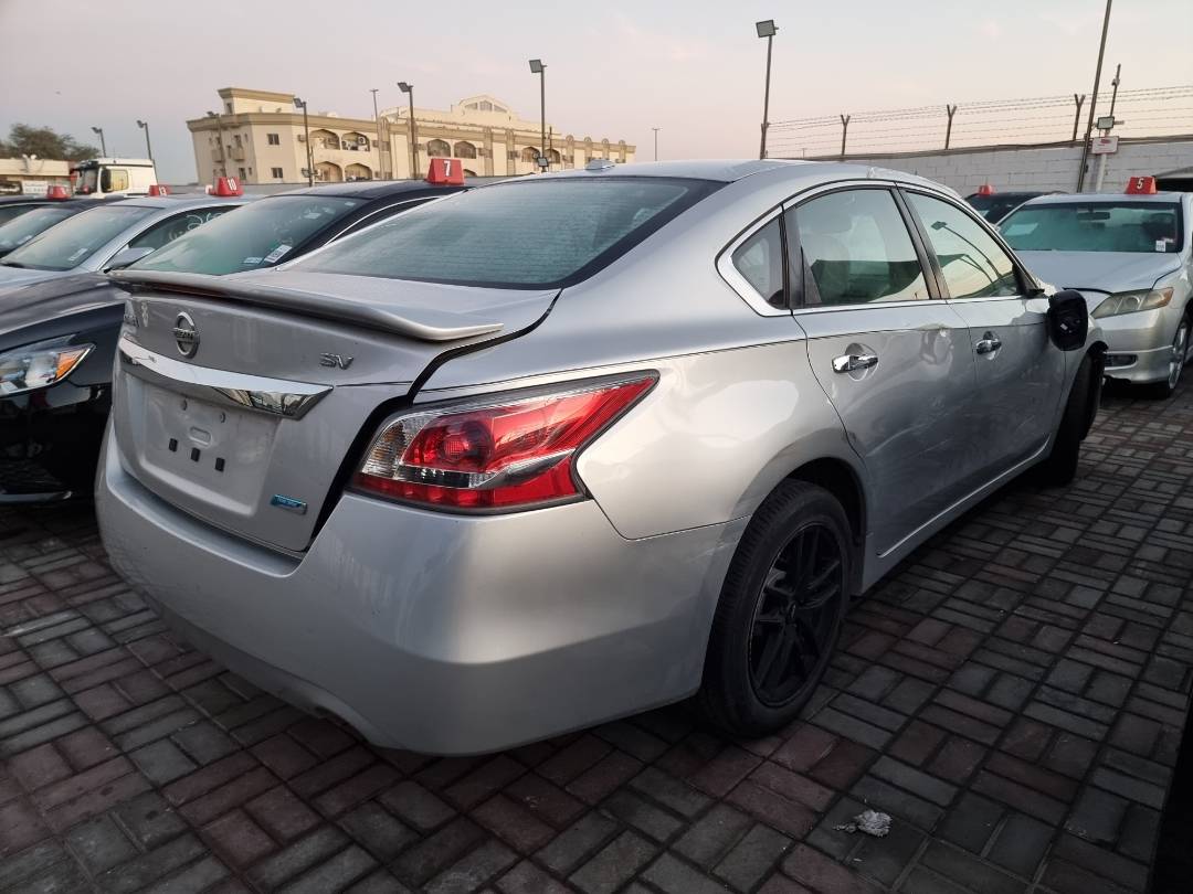 2014 NISSAN ALTIMA — 116909 Miles — Lot 125478 — Ind. 12 - Marhaba Auctions Used Cars - Image 4