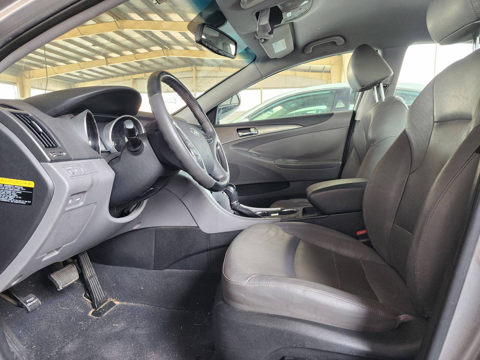 2012 HYUNDAI SONATA — 203100 Miles — Lot 58030634 — Souq - Marhaba Auctions Used Cars - Image 8