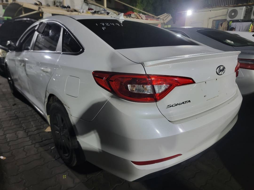 2015 HYUNDAI SONATA — 156303 Miles — Lot 73992583 - Marhaba Auctions Used Cars - Image 11