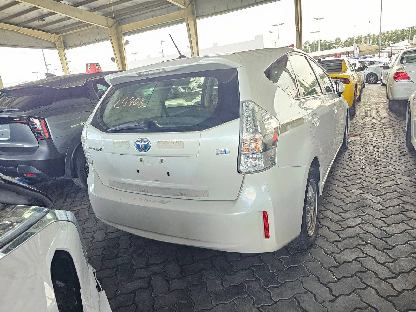 2012 TOYOTA PRIUS — 213824 Miles — Lot U7C3078607 — Souq - Marhaba Auctions Used Cars - Image 3