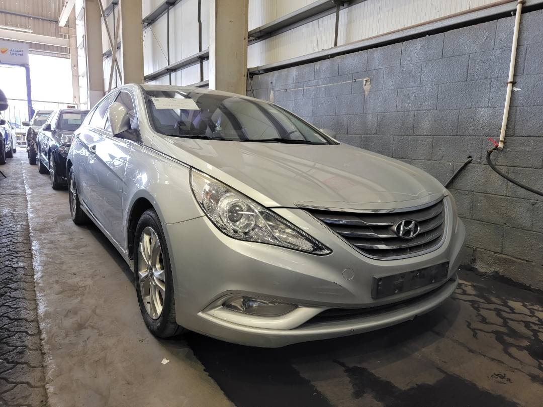 2012 HYUNDAI SONATA — 171576 KM — Lot 428415 — Main - Marhaba Auctions Used Cars - Image 3