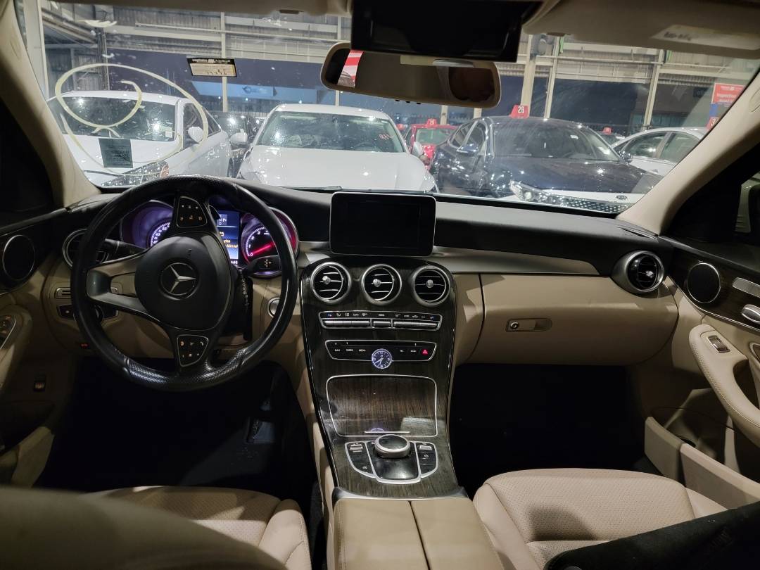 2017 MERCEDES BENZ C300 — 79276 Miles — Lot HU180604 — Main - Marhaba Auctions Used Cars - Image 8