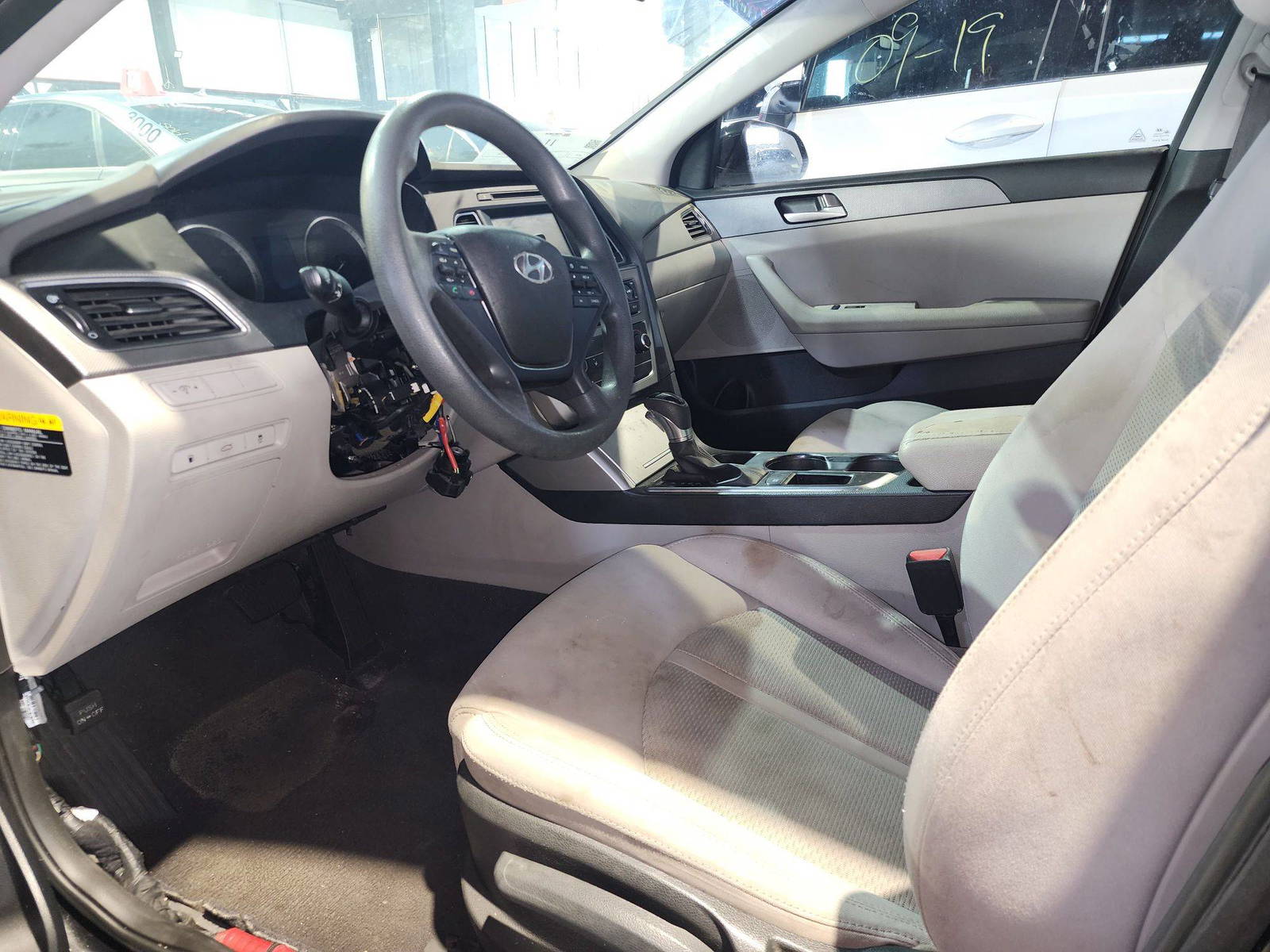 2016 HYUNDAI SONATA — 117245 Miles — Lot 2GH350527 — Main - Marhaba Auctions Used Cars - Image 17