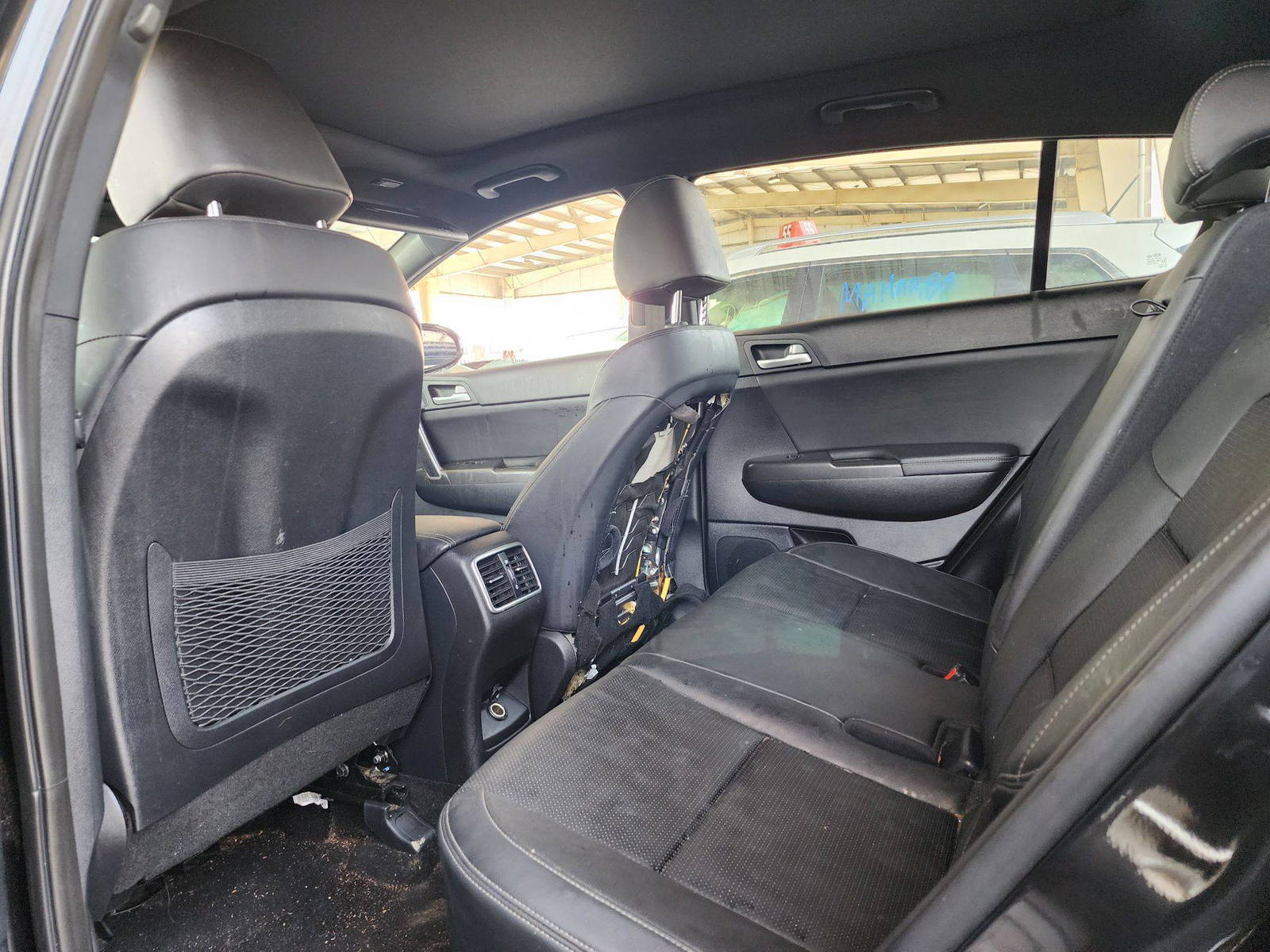 2020 KIA SPORTAGE — 65782 Miles — Lot 82563653 — Souq - Marhaba Auctions Used Cars - Image 6