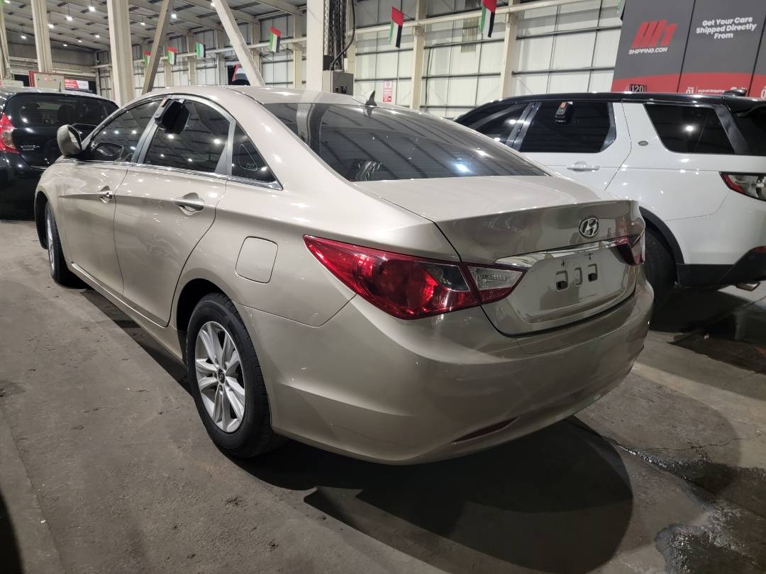 2011 HYUNDAI SONATA — 220064 Miles — Lot 269704 — Main - Marhaba Auctions Used Cars - Image 3