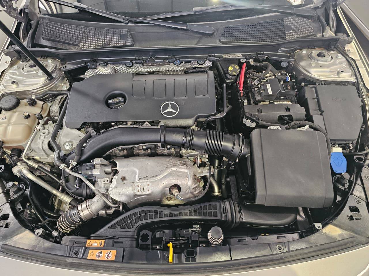2020 MERCEDES BENZ A220 — 37755 Miles — Lot W044415 — Main - Marhaba Auctions Used Cars - Image 11