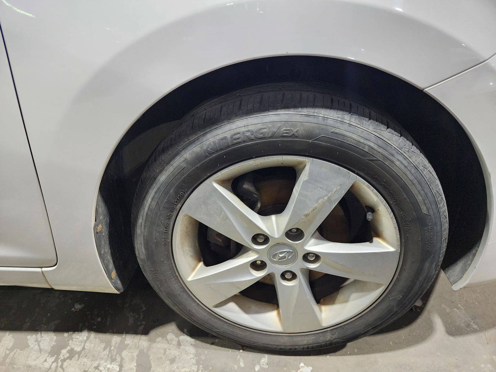2011 HYUNDAI AVANTE — 107425 KM — Lot 125478 — Al Quoz - Marhaba Auctions Used Cars - Image 12