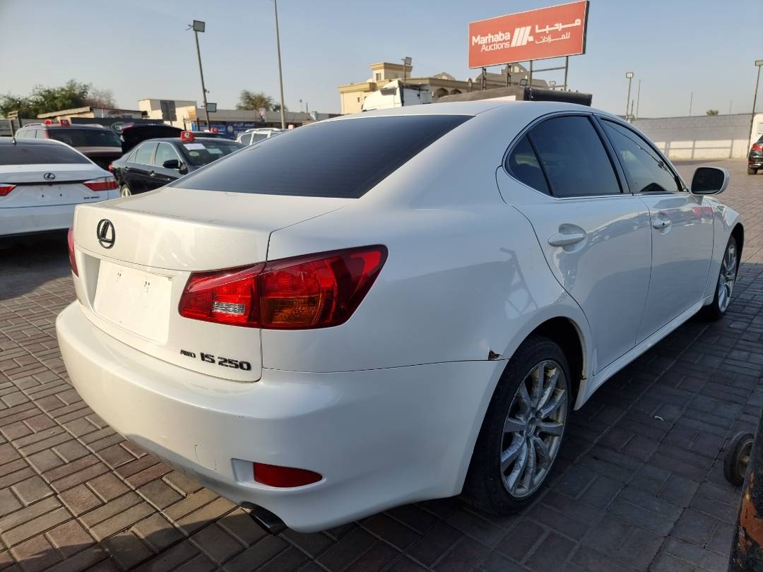 2006 LEXUS IS 250 — 267418 KM — Lot 006024 — Main - Marhaba Auctions Used Cars - Image 4