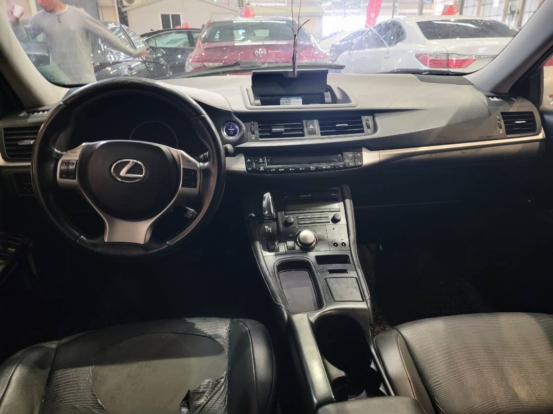 2012 LEXUS CT 200H — 169525 Miles — Lot 065907 — Main - Marhaba Auctions Used Cars - Image 7