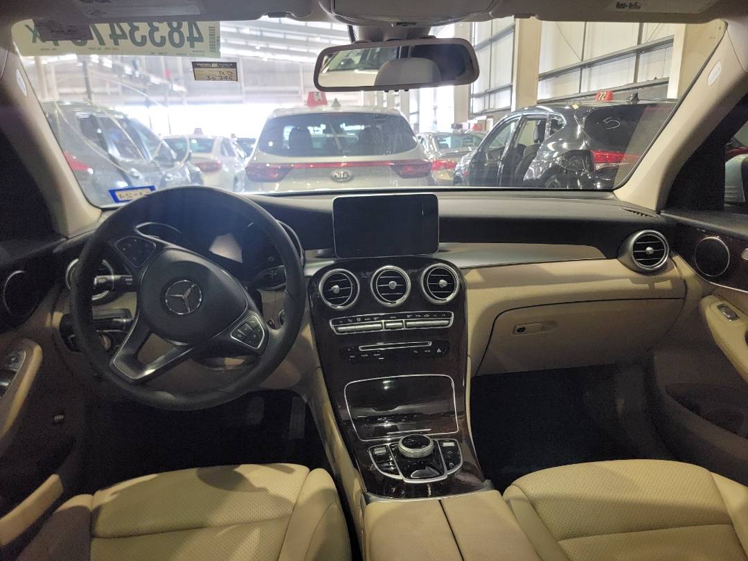 2018 MERCEDES BENZ GLC-300 — 35395 Miles — Lot JV039706 — Main - Marhaba Auctions Used Cars - Image 7