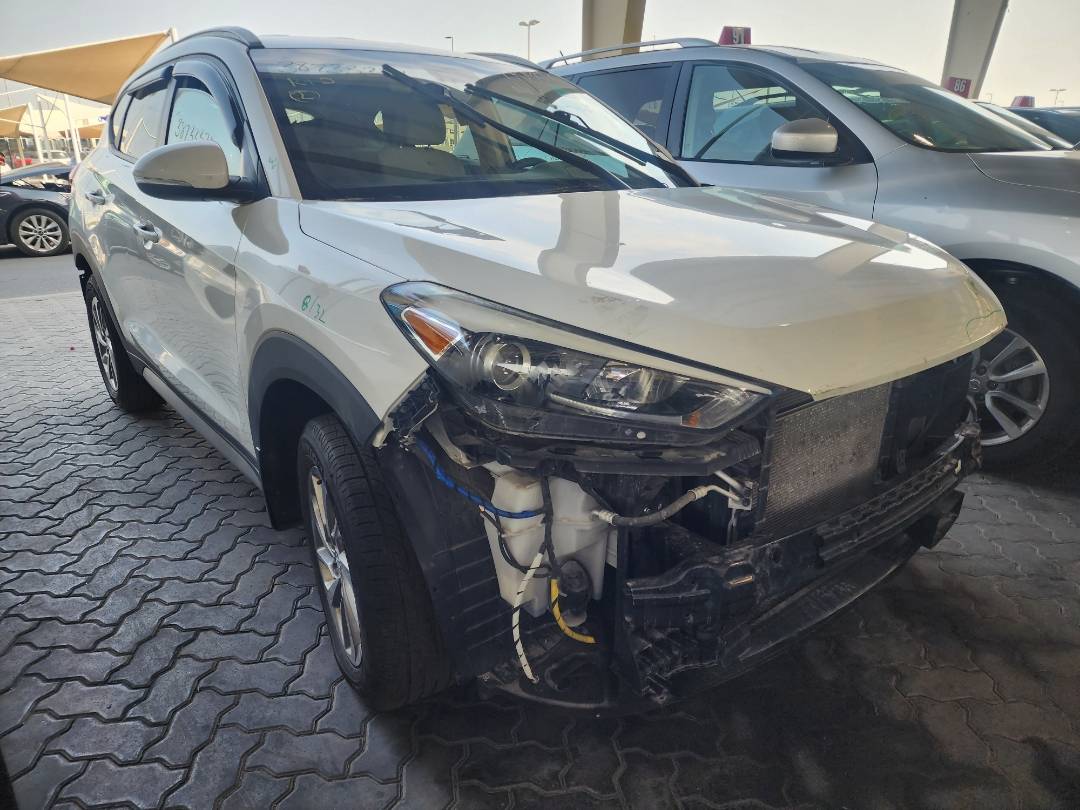 2017 HYUNDAI TUCSON — 69468 Miles — Lot 38733371 — Souq - Marhaba Auctions Used Cars - Image 10