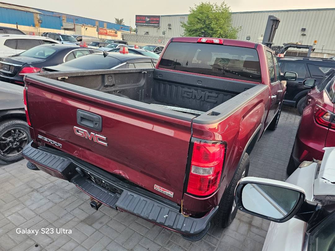 2015 GMC SIERRA — 214164 KM — Lot G177760 — Main - Marhaba Auctions Used Cars - Image 3