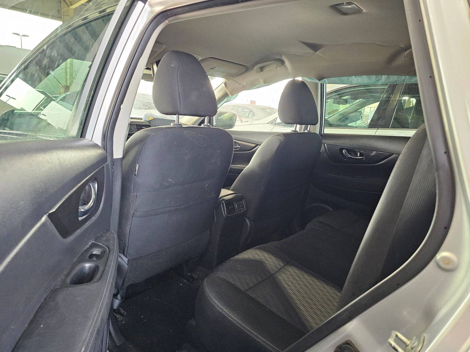 NISSAN ROGUE 2019 - Marhaba Auction Used Cars - Image 6