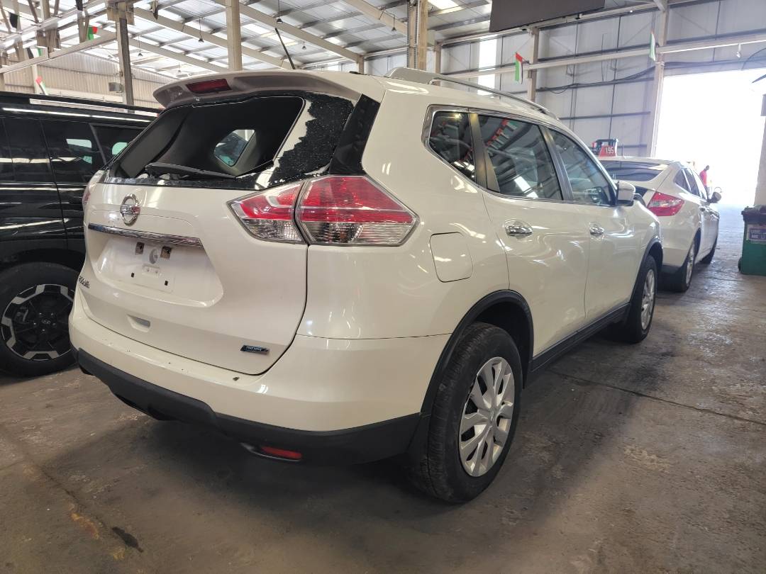 2015 NISSAN ROGUE — 177092 KM — Lot 86273674 — Main - Marhaba Auctions Used Cars - Image 3