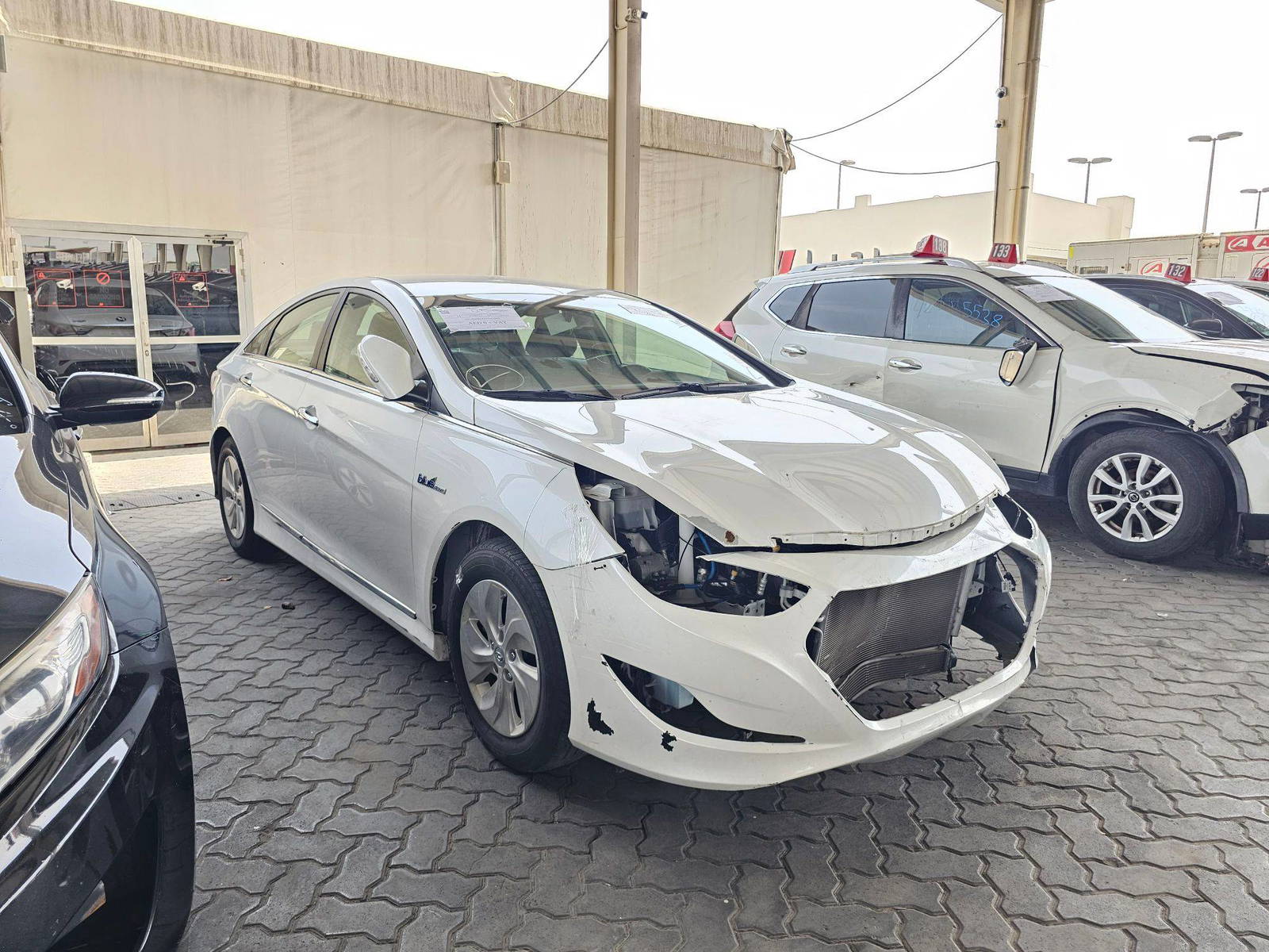 2014 HYUNDAI SONATA — 113911 Miles — Lot A116450 — Main - Marhaba Auctions Used Cars - Image 4