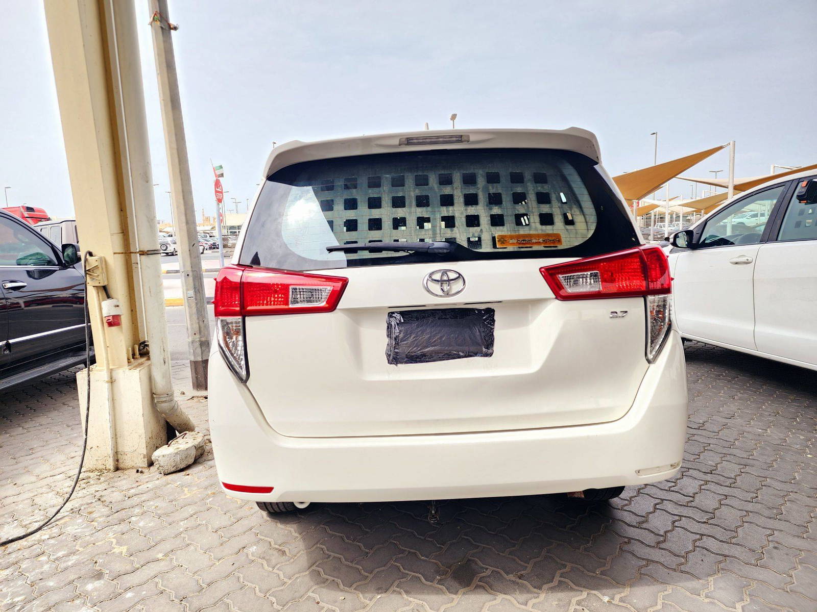 2017 TOYOTA INNOVA — 724875 KM — Lot 4H0108172 — Souq - Marhaba Auctions Used Cars - Image 11