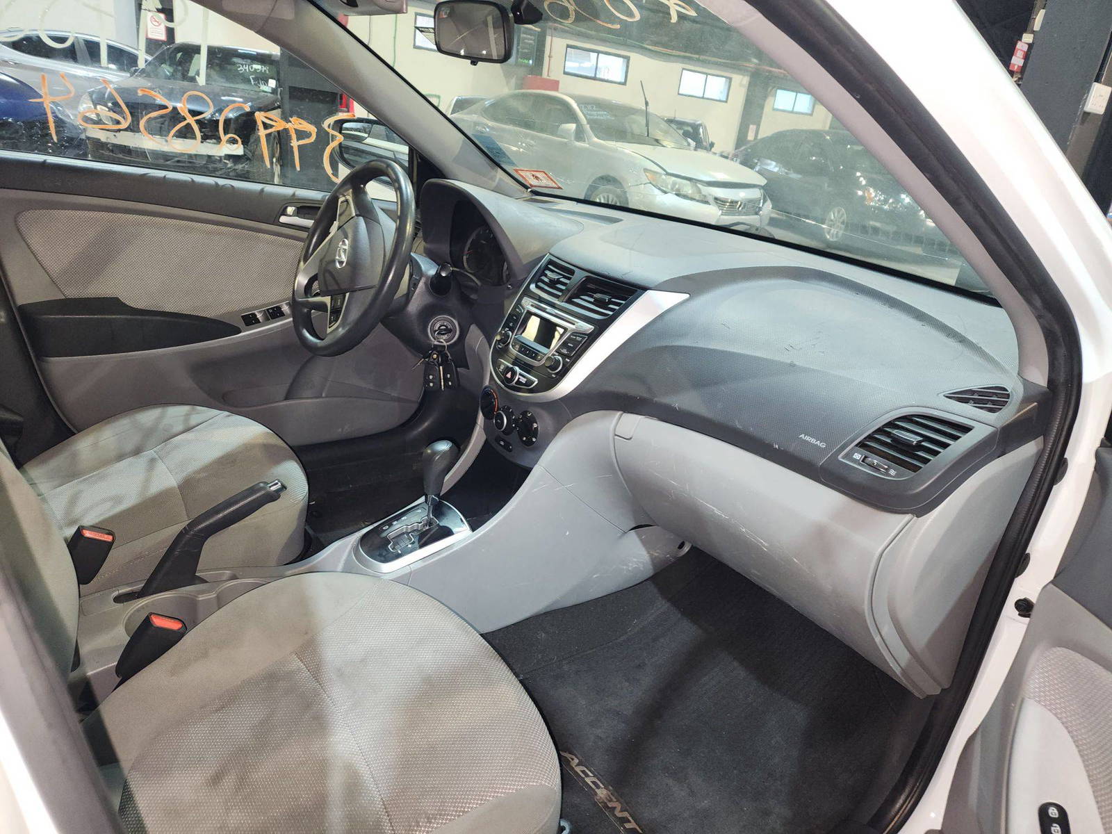 2014 HYUNDAI ACCENT — 184929 Miles — Lot 39928564 — Al Quoz - Marhaba Auctions Used Cars - Image 9