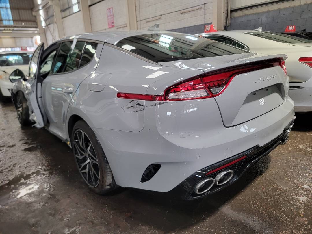 2023 KIA STINGER — 14426 Miles — Lot 8P6128046 - Marhaba Auctions Used Cars - Image 3