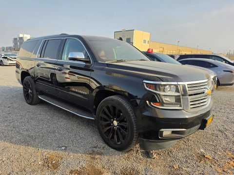 CHEVROLET SUBURBAN