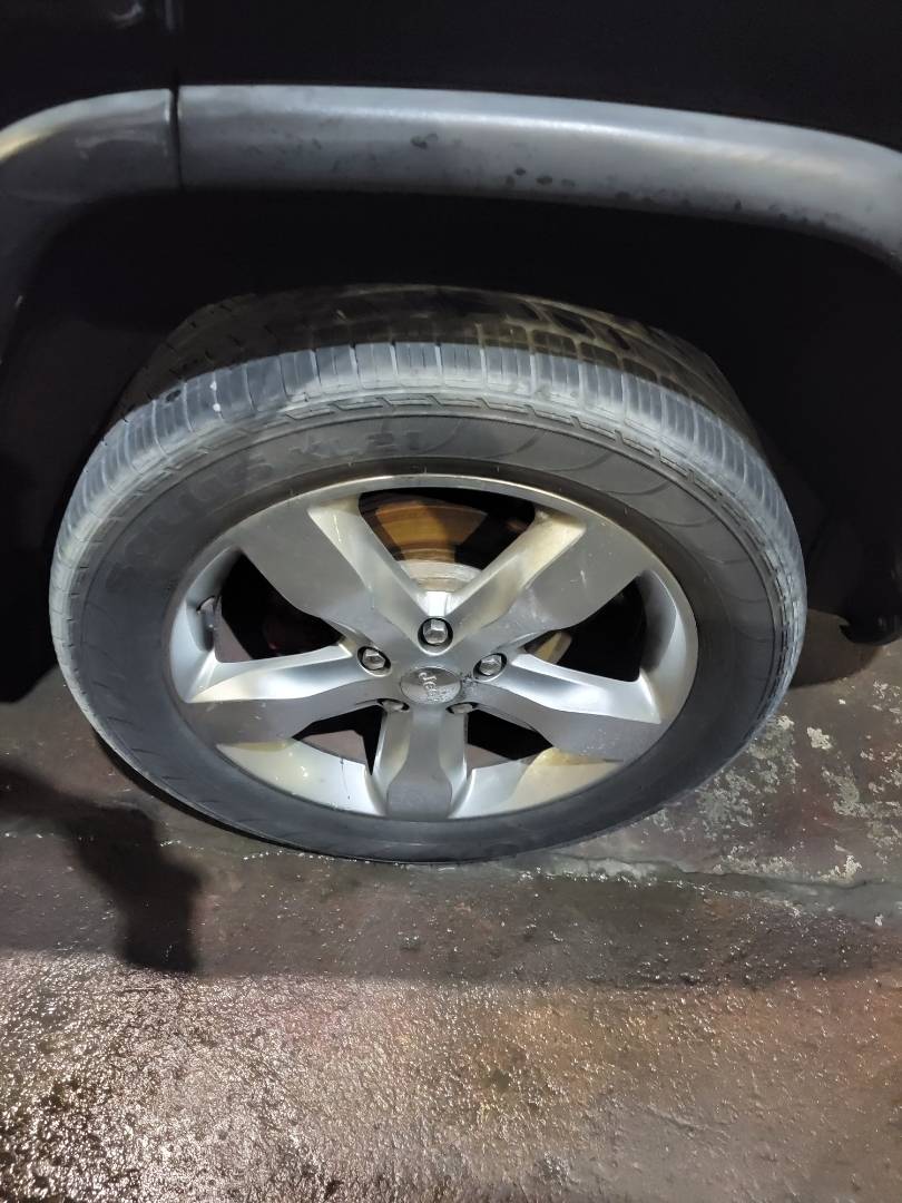 JEEP Grand Cherokee 2011 - Marhaba Auction Used Cars - Image 6