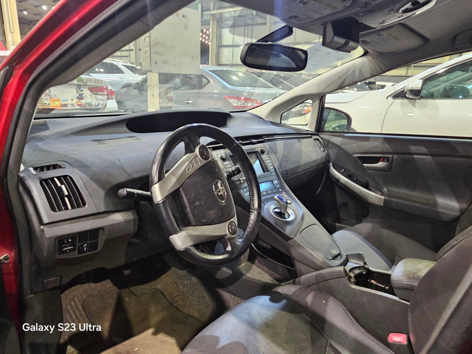 2011 TOYOTA PRIUS — 270917 Miles — Lot B1439956 — Main - Marhaba Auctions Used Cars - Image 8