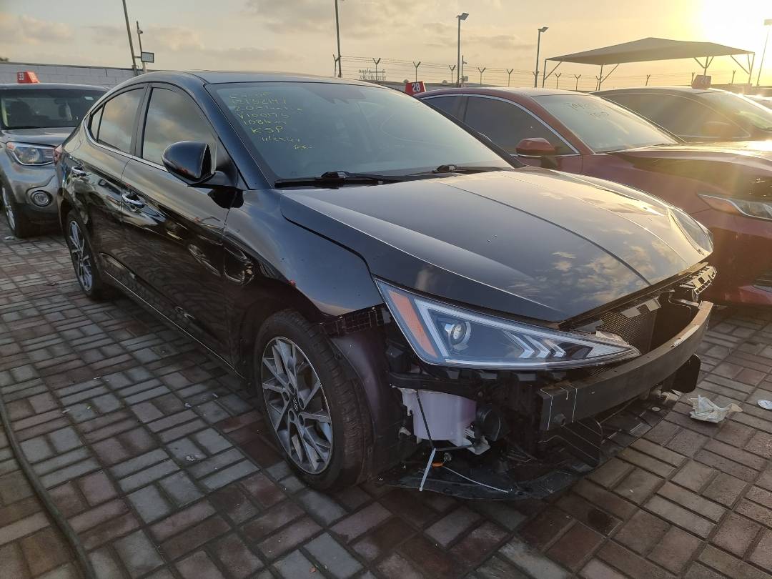 2020 HYUNDAI ELANTRA — 108847 KM — Lot 214587 — Ind. 12 - Marhaba Auctions Used Cars - Image 5