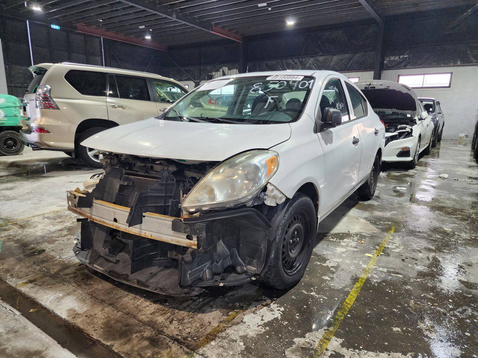 2014 NISSAN VERSA — 173023 Miles — Lot 50401 — Main - Marhaba Auctions Used Cars - Image 5