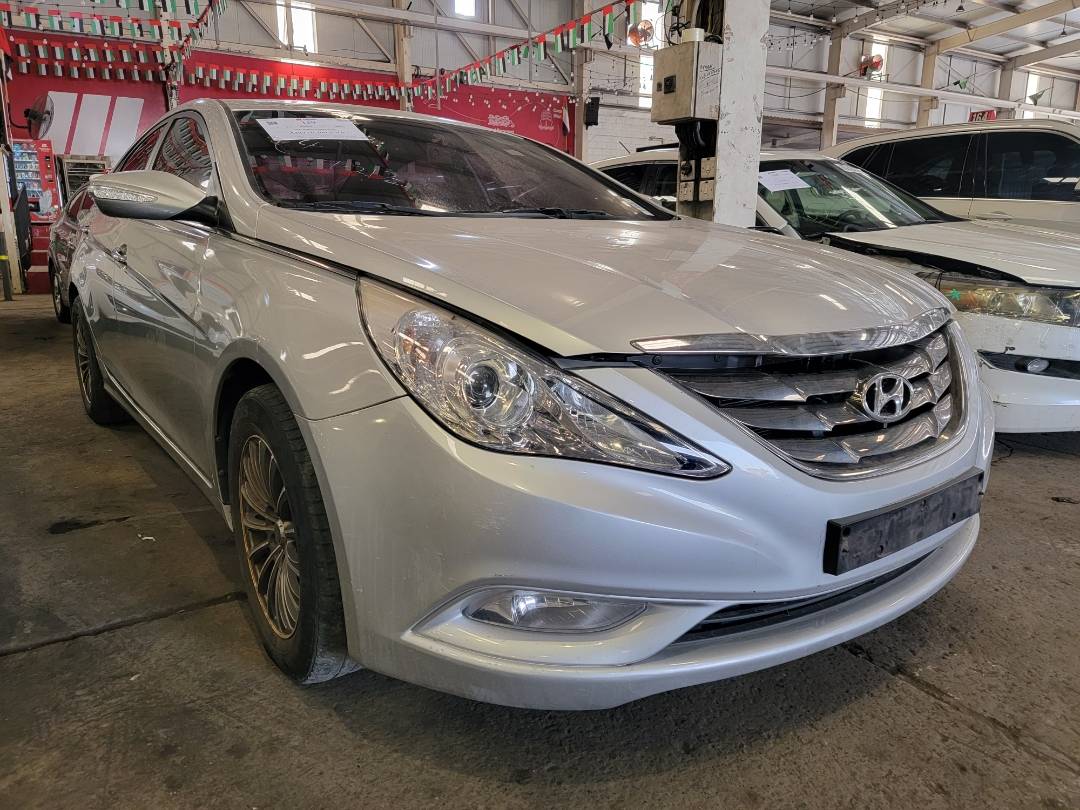 2011 HYUNDAI SONATA — 186776 KM — Lot 261550 — Main - Marhaba Auctions Used Cars - Image 4