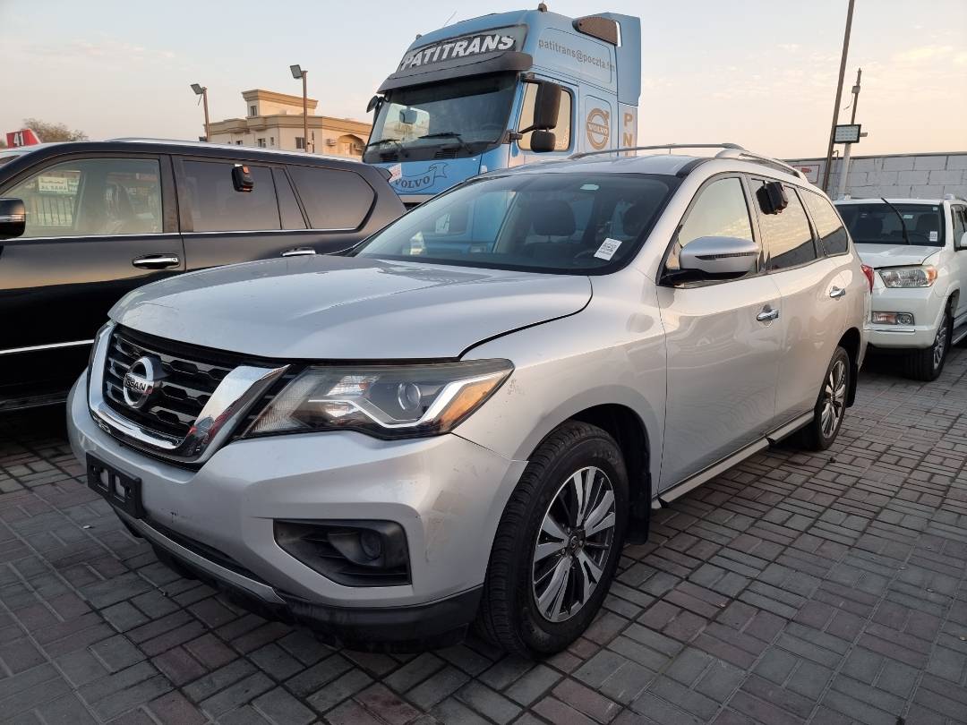2017 NISSAN PATHFINDER — 174621 Miles — Lot 2105487 — Ind. 12 - Marhaba Auctions Used Cars - Image 3