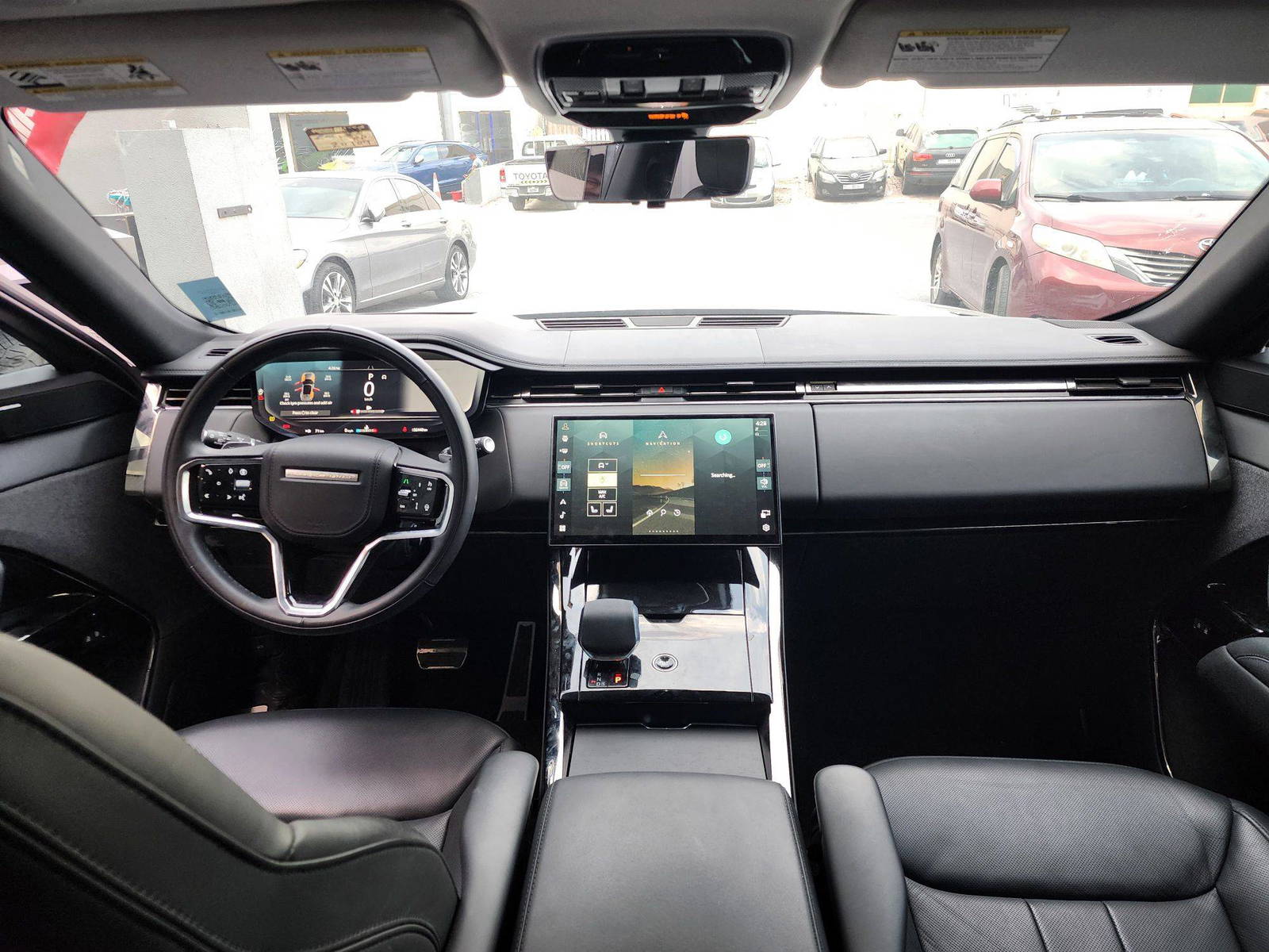 2024 LAND ROVER RANGE ROVER SPORT — 20109 Miles — Lot 52295685 — Al Quoz - Marhaba Auctions Used Cars - Image 12