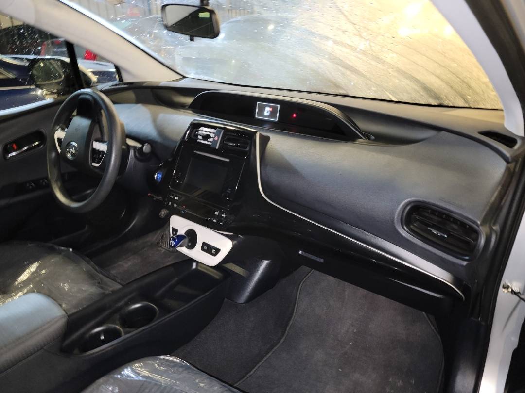 2016 TOYOTA PRIUS — 116779 Miles — Lot 3508336 - Marhaba Auctions Used Cars - Image 9