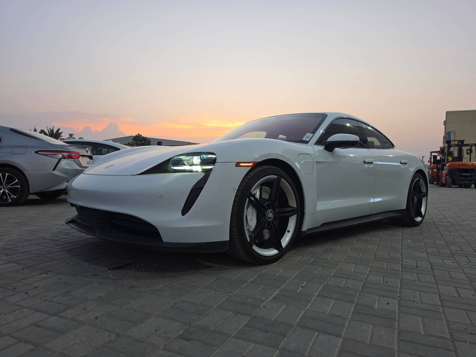 2020 PORSCHE TAYCAN — 38988 Miles — Lot 80476085 - Marhaba Auctions Used Cars - Image 3