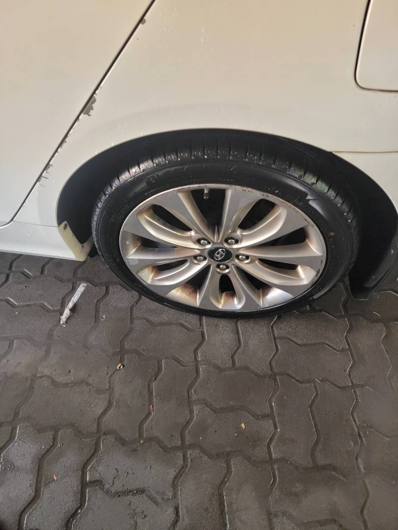 2011 HYUNDAI SONATA — 199388 Miles — Lot H202464 — Main - Marhaba Auctions Used Cars - Image 6