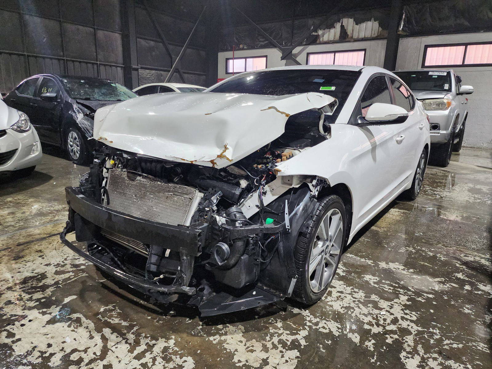 2018 HYUNDAI AVANTE — 101394 KM — Lot 124587 — Souq - Marhaba Auctions Used Cars - Image 6