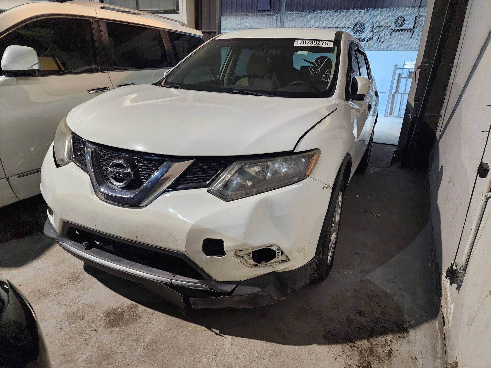 2016 NISSAN ROGUE — 190017 Miles — Lot 70739275 — Al Quoz - Marhaba Auctions Used Cars - Image 4