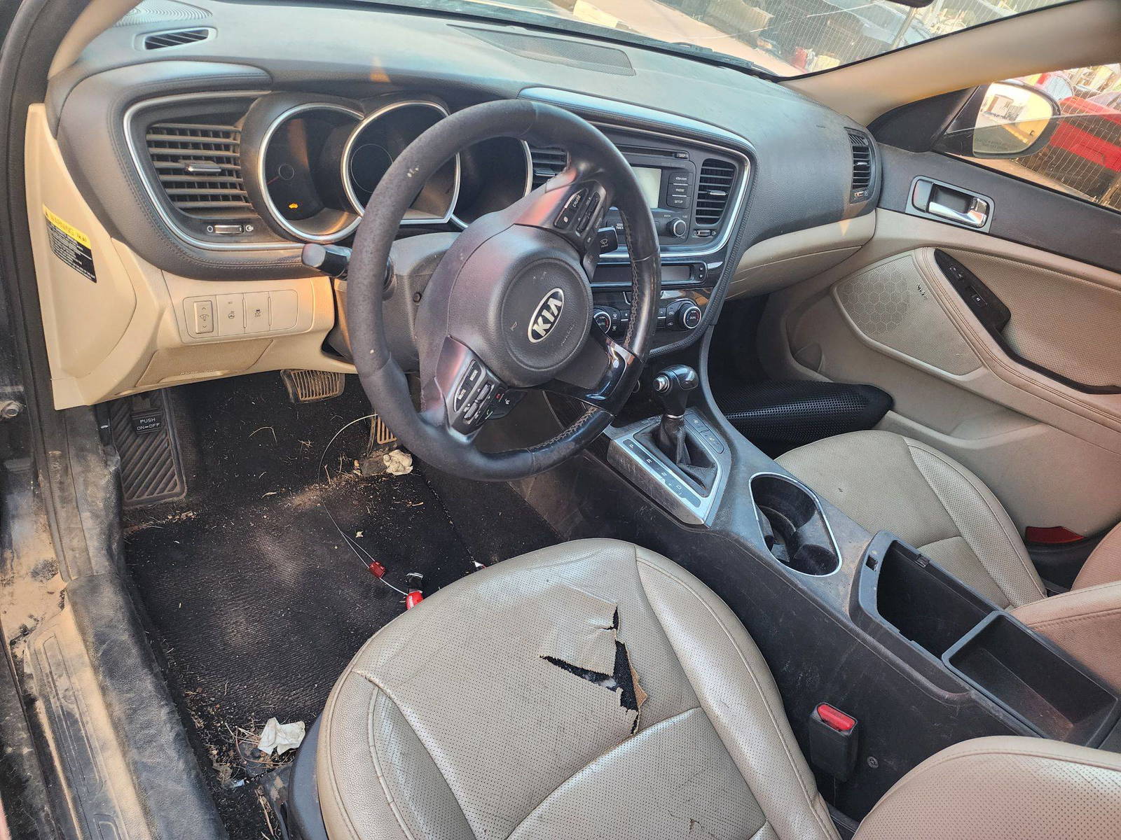 2015 KIA OPTIMA — 283149 Miles — Lot 37325763 - Marhaba Auctions Used Cars - Image 4