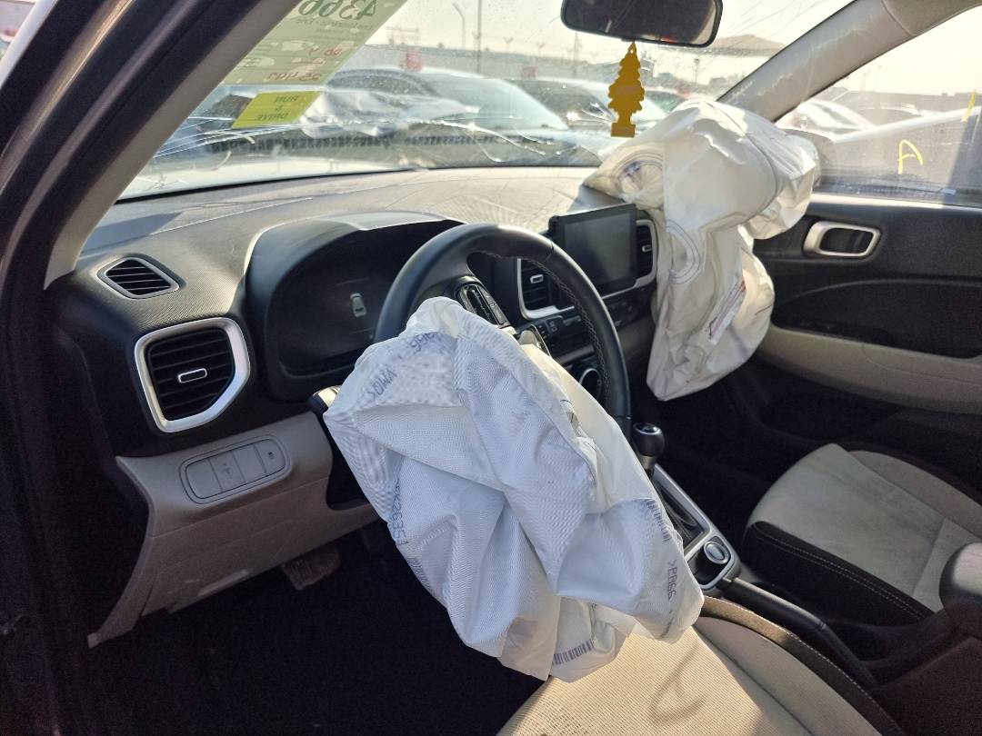 HYUNDAI VENUE SEL 2023 - Marhaba Auction Used Cars - Image 7