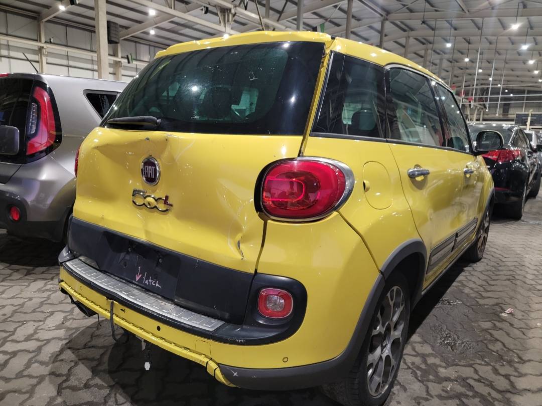 2014 FIAT 500L TREKKING — 109228 Miles — Lot EZ021431 — Main - Marhaba Auctions Used Cars - Image 4