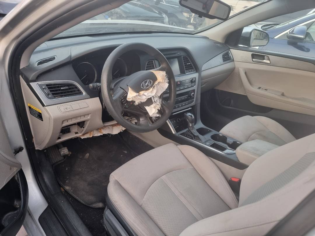 2016 HYUNDAI SONATA — 106785 Miles — Lot 31355 — Main - Marhaba Auctions Used Cars - Image 6
