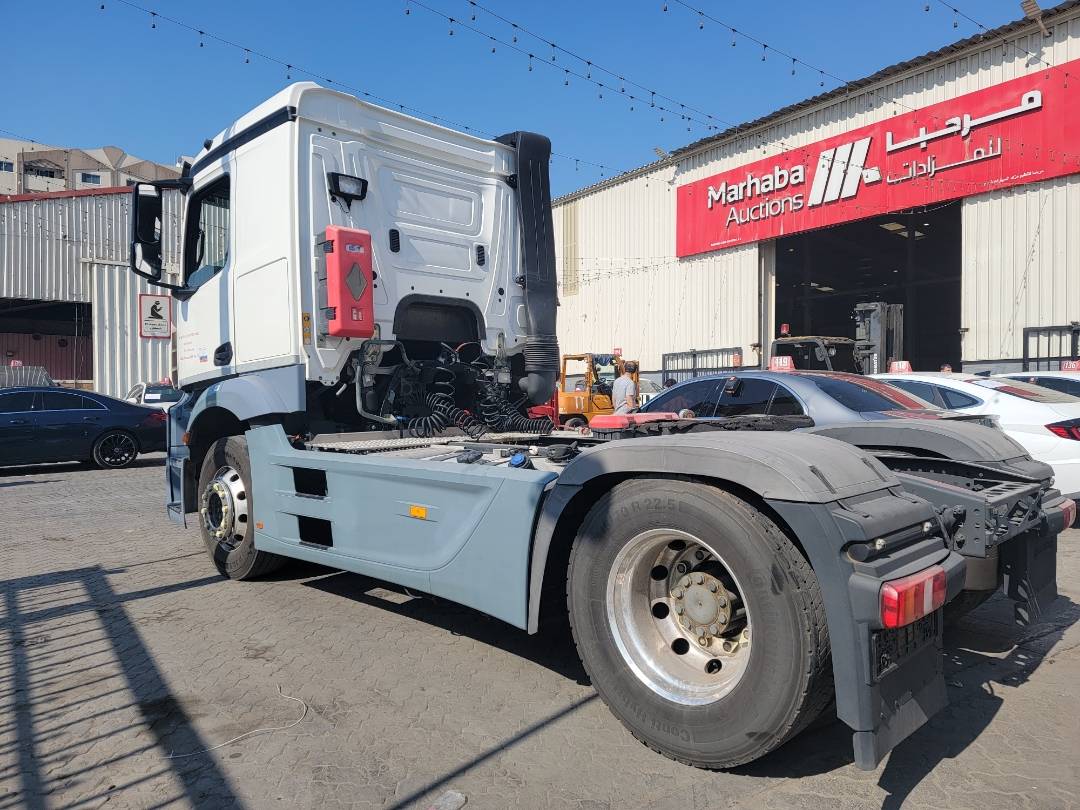 2018 MERCEDES BENZ ACTROS 1840 — 940235 KM — Lot B000616 — Main - Marhaba Auctions Used Cars - Image 6
